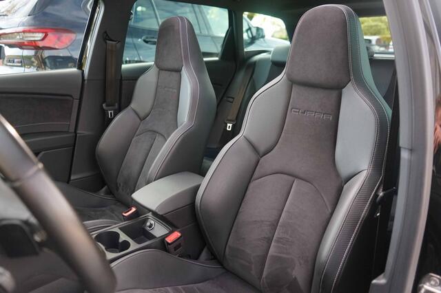Seat LEON ST Cupra 300 4Drive Ultimate-edition/Pano/DCC/Schaalstoel/Beats/Sfe