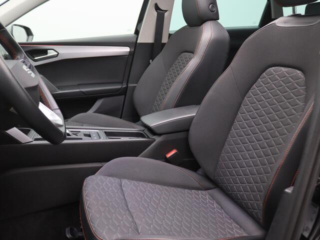 Seat LEON Sportstourer 1.4 TSI eHybrid PHEV FR Business Intense 204PK DSG SOH 87%, Panorama Dak, Elektr. Achterklep, Achteruitrijcamera, Keyless, Adaptieve Cruise Controle, Stoel-stuurverwarming, 17" LM Velgen