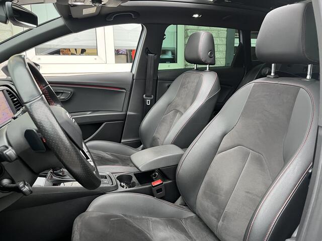 Seat LEON ST 1.5 TSI FR Ultimate Edition Black / AUTOMAAT/ PANO/ KEYLESS/ TREKHAAK/ ALCANTARA/ BEATS AUDIO/ CRUISE/ VIRTUAL COKPIT/ NAVI/ CAMERA/ CLIMA/ STOELVERWARMING