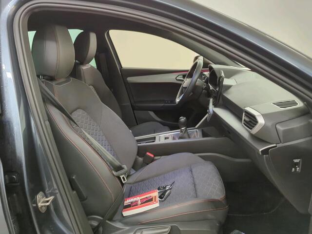 Seat LEON Sportstourer 1.0 TSI FR Business Intense NL-AUTO | CAMERA | STOEL/STUUR VERWARMING