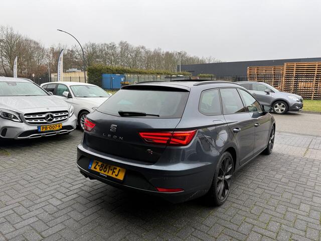 Seat LEON ST 1.5 TSI FR Ultimate Edition Black Sky | 1E EIGENAAR | 12MND GARANTIE | AUTOMAAT | DAB | PANODAK | LED | CRUISE | CARPLAY |