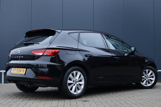 Seat LEON 1.0 EcoTSI Style Business Intense Automaat | Navi | Apple Carplay / Android Auto | Keyless Entry / Start | Parkeersensoren | Cruise