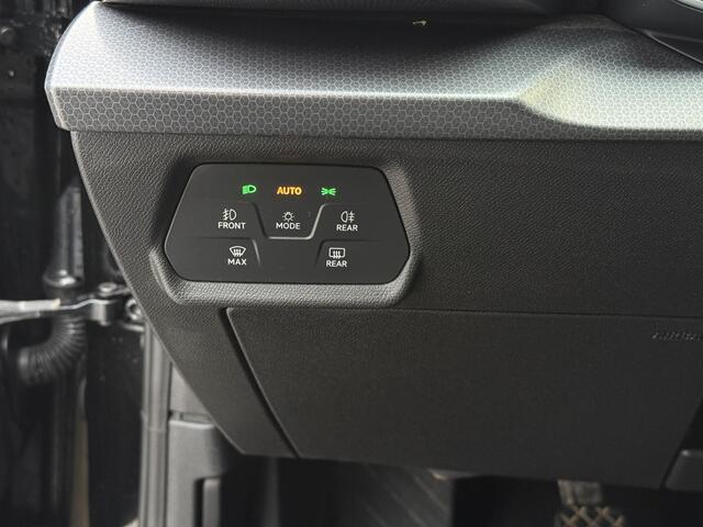 Seat LEON Sportstourer 1.5 TSI Style Launch Edition | PDC V+A | Navigatie | ACC | Led Koplampen | Apple Carplay/Android Auto | RIJKLAARPRIJS INCL 12 MAANDEN GARANTIE EN BEURT