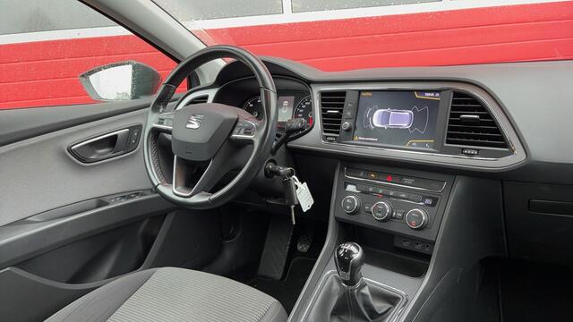 Seat LEON 1.6 TDI Style CARPLAY / NAVI / CLIMA / PDC / BLUETOOTH / CRUISE