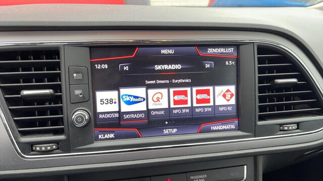 Seat LEON 1.6 TDI Style CARPLAY / NAVI / CLIMA / PDC / BLUETOOTH / CRUISE