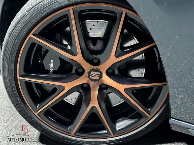 Seat LEON ST 2.0 TSI CUPRA R 300 Carbon Brembo Limited edition