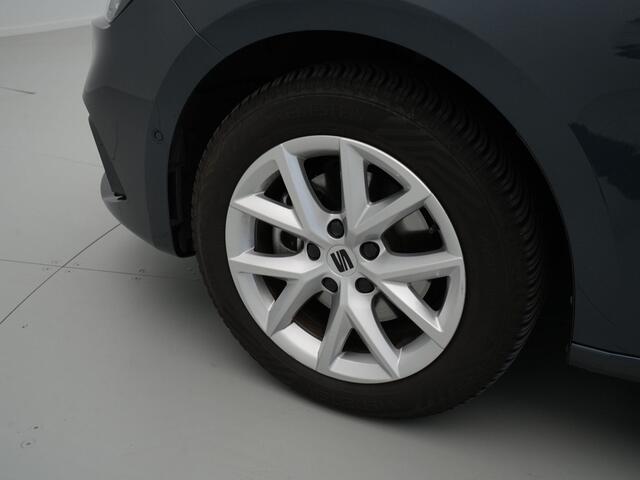 Seat LEON Sportstourer 1.5 eTSI 150pk DSG Style Business Intense Navigatie Camera Clima Acc ps