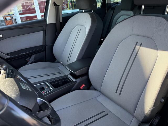 Seat LEON Sportstourer 1.5 TSI Style Launch Edition Navigatie, Camera, Virt.cockpit, CClimate contr, etc..!!