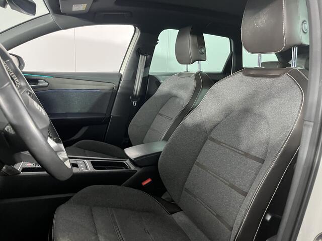 Seat LEON Sportstourer 1.4 TSI eHybrid PHEV Xcellence / AUTOMAAT/ PANO/ STUUR+STOELVERWARM./ PARK.SENSOREN/ CAMERA/ ACC/ DODEHOEK/ FULL LINK/ DIGITAL DASH/ RIJ-MODI/ NAVI/ DAB/ CLIMA/ LED/ ISOFIX/ 17'' LMV