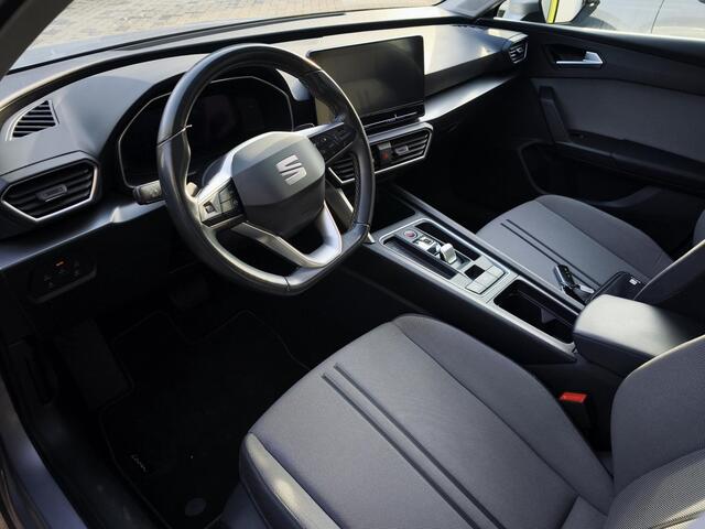 Seat LEON Sportstourer 1.0 eTSI FR Business Elektrisch uitklapbare trekhaak | Virtual Cockpit | Achteruitrijcamera | Navigatiesysteem + Carplay Android auto