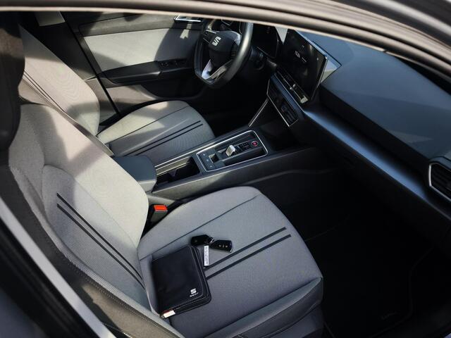 Seat LEON Sportstourer 1.0 eTSI FR Business Elektrisch uitklapbare trekhaak | Virtual Cockpit | Achteruitrijcamera | Navigatiesysteem + Carplay Android auto