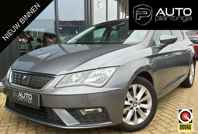Seat LEON 1.0 EcoTSI Style Business Intense 116PK | AUTOMAAT | NL Auto | 2e Eigenaar | Sportonderstel | Navigatie | Apple Carplay | Android Auto | Privacy Glass | Parkeersensoren Voor en Achter | Climate Control | Cruise Control | Lichtmetalen Velgen |