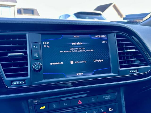 Seat LEON ST 2.0 TSI Cupra 300 4Drive Brembo Sportstoelen Pano