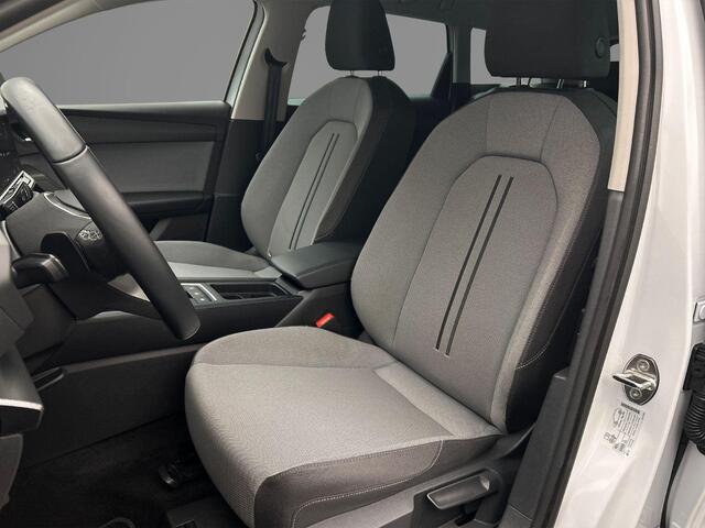 Seat LEON Sportstourer Style Business Intense 1.5 eTSI 150pk DSG Automaat Adaptive cruise control, Navigatie, Achteruitrijcamera, LED koplampen, Parkeersensoren