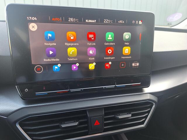 Seat LEON Sportstourer 1.5 TSI Style Launch Edition | 18"LM | Trekhaak | Full LED | Climate V=A | Navi |