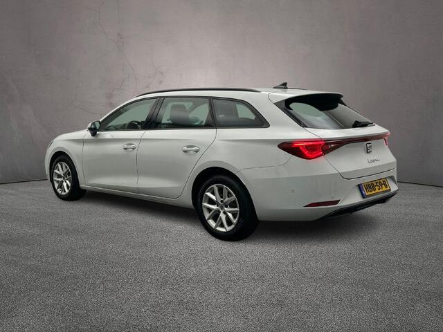 Seat LEON Sportstourer Style Business Intense 1.5 eTSI 150pk DSG Automaat Adaptive cruise control, Navigatie, Achteruitrijcamera, LED koplampen, Parkeersensoren, App connect, DAB, Radio