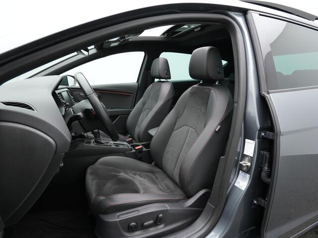 Seat LEON 1.8 TSI 180 pk DSG FR | Panoramadak | Leder/alcantara | Elektr. verstelbare stoel | Virtual Cockpit