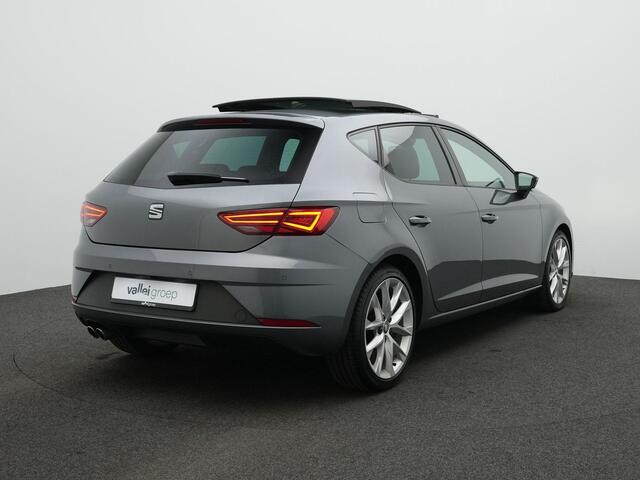Seat LEON 1.8 TSI 180 pk DSG FR | Panoramadak | Leder/alcantara | Elektr. verstelbare stoel | Virtual Cockpit