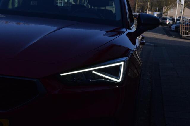 Seat LEON Sportstourer 1.5 eTSI FR|Cam.|Trekh.|ACC|Stoel+stuurverw.