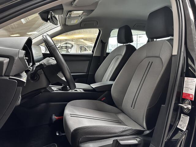 Seat LEON Sportstourer 1.0 TSI Style Business Intense/ Nieuw Model!/ Camera/ Virtual Cockpit/ Keyless-GO/ LED Koplampen/ Lane-Assist./ Apple + Android/ PDC V+A/ Extra getint glas/ Adaptive Cruise/ 16'' LMV/ Multi. LEDER. Stuur.
