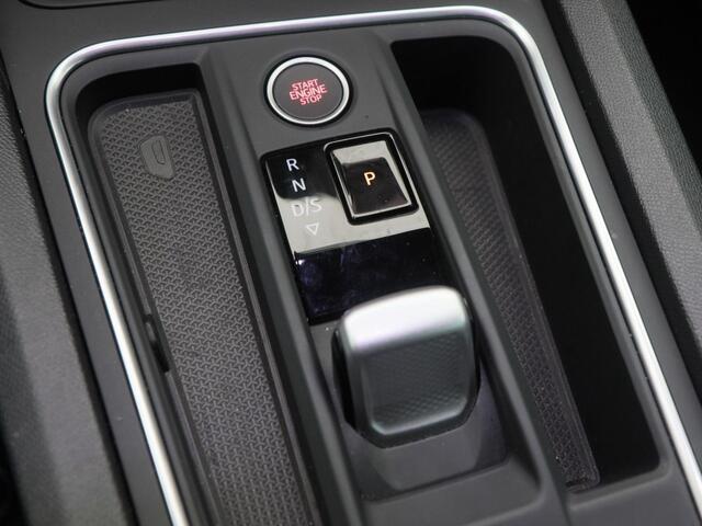 Seat LEON Sportstourer 1.5 TSi 204 Pk e-Hybrid FR Business | Trekhaak | Adaptive Cruise | Stoelverwarming | Camera | Climatronic | CarPlay | 18 Inch | 25.724 Km !!