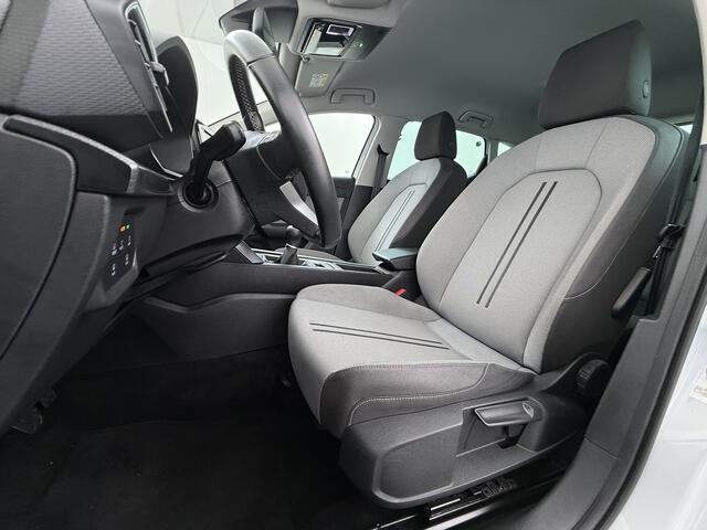 Seat LEON 1.0TSI Adap.Cruise Apple Carplay Android Auto Navi* Ecc Camera Stoel+Stuurverwarming Pdc Business Lmv 19" Isofix DAB Led Front Assist Keyless-Go