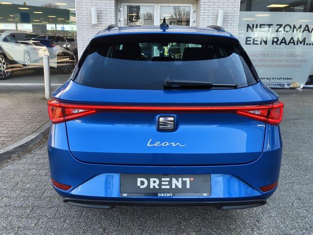 Seat LEON Sportstourer 1.5 eTSI 110 kW Style | Sensoren v/a | Stoel/Stuurverwarming |