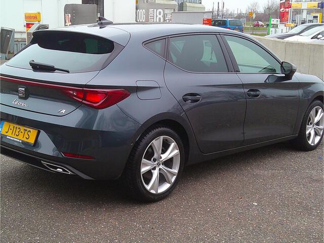 Seat LEON 1.0 TSI FR Launch Edition Staat in Hardenberg