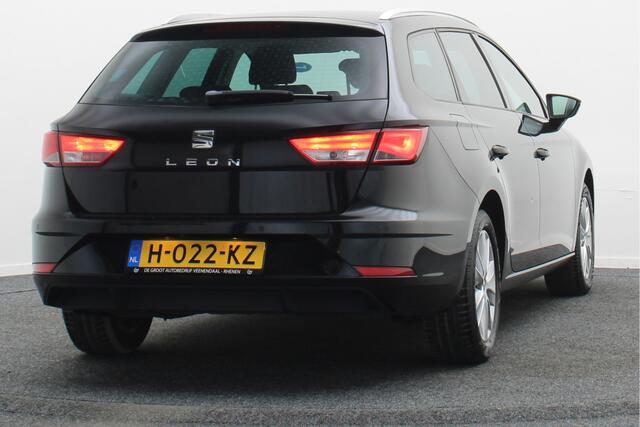 Seat LEON ST 1.0 TSI Style Ultimate Edition Camera, Keyless, Apple Carplay, Climate, PDC
