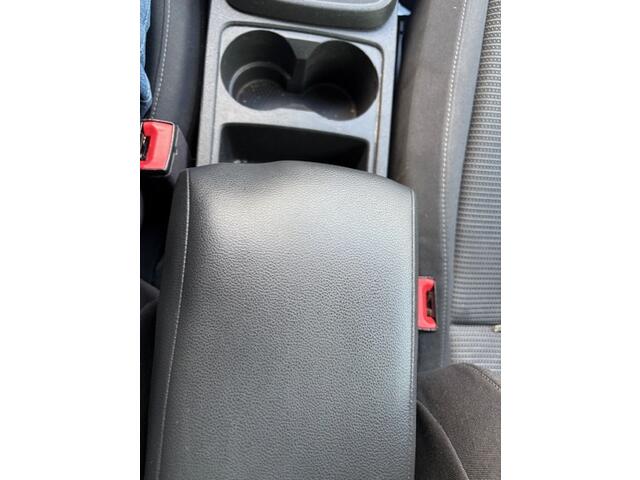 Seat LEON ST 1.0 EcoTSI Style Business Intense IK BEN DE 3 EIGENAAR *DEALERONDERHOUDEN * NIEUWE APK * AUTOMAAT *