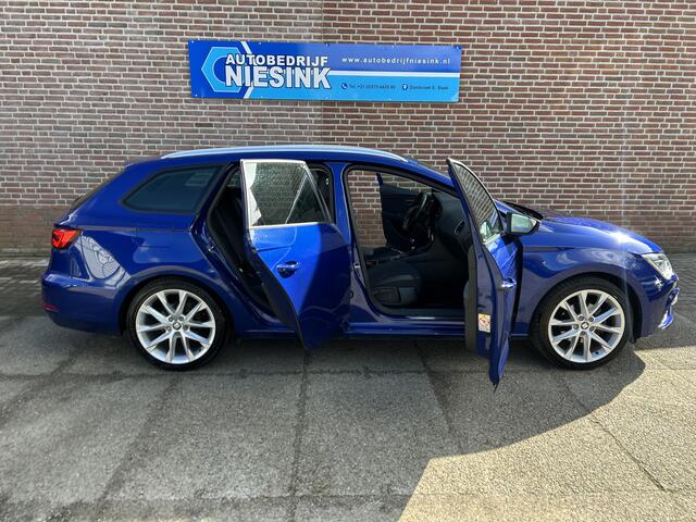 Seat LEON ST 1.4 EcoTSI FR Pano/Carplay/Trekhaak