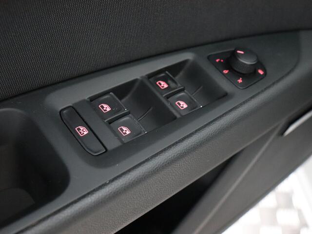 Seat LEON FR 1.4 TSI X-PERIENCE (Seat Sound / Navi / Cruise / All Season)