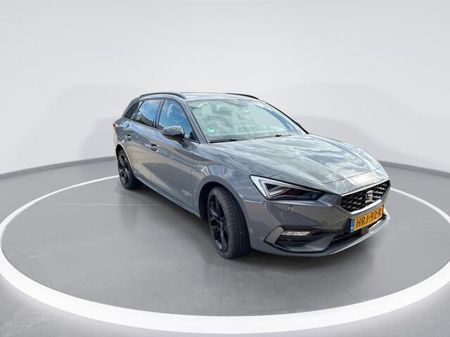 Seat LEON Sportstourer 1.5 TSI e-Hybrid 204pk DSG FR Business · Camera · Matrix LED · Inklap. Trekhaak · Side Assist · Stuur- & Stoelverwarming · Parkeerassistent · Garantie t/m 18-06-2029 of 100.000km