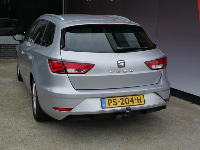 Seat LEON ST 1.0 EcoTSI STYLE INTENSE | NAVIGATIE | CARPLAY | ALL-SEASON | TREKHAAK | APK 02-2027!!