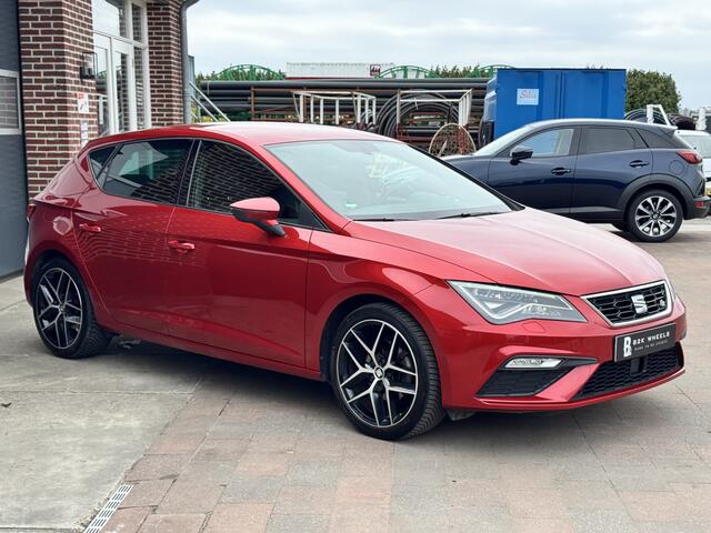 Seat LEON ST 1.5 TSI FR Business Intense | LED | Full link | Stoelverw | Digital dash | Leer | Camera | Allseason | Rijklaar met nieuwe apk