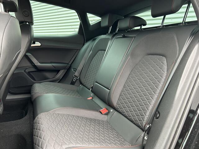 Seat LEON 1.4 TSI eHybrid PHEV FR | Nieuw Binnen! | Stoel+Stuurverwarming | Sfeerverlichting | Carplay