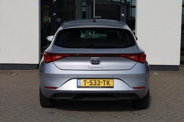 Seat LEON Sportstourer 1.0 TSI FR Business 17" LMV ECC, Apple Carplay/Android Auto, cruise control, keyless start, LED koplampen & achterlichten, multifunctioneel lederen stuurwiel, 48 maanden / 100.000km garantie etc.