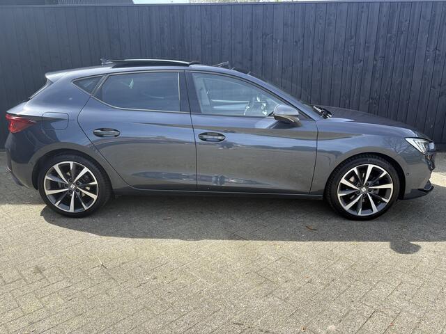 Seat LEON 1.5 eTSI FR Launch Edition