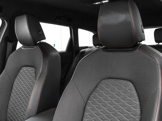 Seat LEON Sportstourer 1.5 TSI e-Hybrid 204pk DSG FR Business · Camera · Matrix LED · Inklap. Trekhaak · Side Assist · Stuur- & Stoelverwarming · Parkeerassistent · Garantie t/m 18-06-2029 of 100.000km