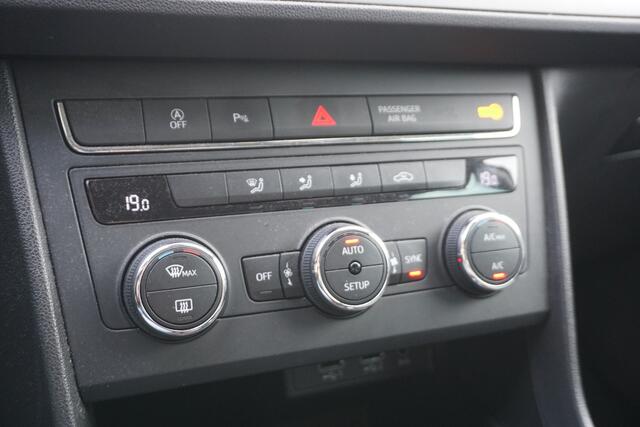 Seat LEON 1.0 TSI Style Intense | CARPLAY | CLIMATE | NAVI | PDC |