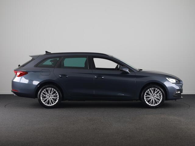 Seat LEON Sportstourer 1.5 TSI e-Hybrid Style Business Intense | Magnetic Tech Metallic | Matrix LED Koplampen