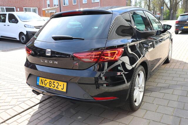 Seat LEON 1.4 EcoTSI FR Navigatie, Full-led.