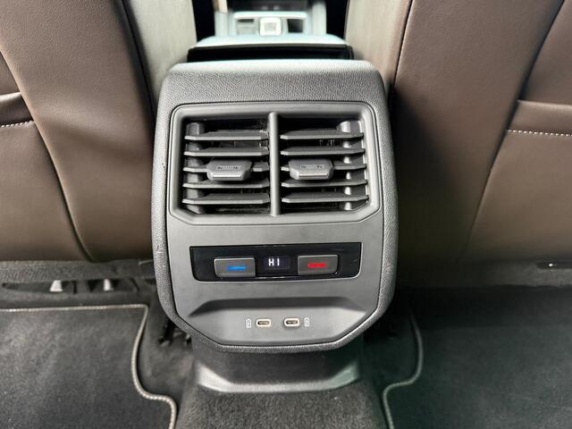 Seat LEON Sportstourer 1.4 TSI 204PK eHybrid PHEV Excellence Navi | Camera | ACC | Elek. Trekhaak