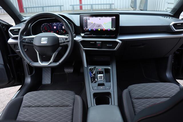 Seat LEON Sportstourer 1.5 eTSI FR Launch Edition O.a: Clima, Navi, ACC, Carplay, PDC, Stoelverw, Etc. All-in prijs!