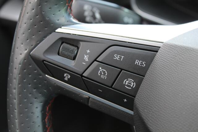 Seat LEON Sportstourer 1.0 TSI FR Business Intense | Panoramadak | Trekhaak