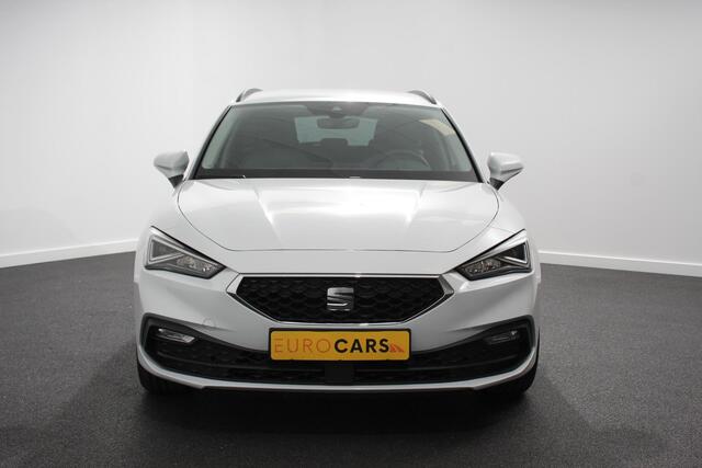 Seat LEON Sportstourer 1.0 TSI Style Nieuw Type ! Navigatie Climate control Cruise adaptive Led Virtual Cockpit Lichtmetalen Velgen Parkeer sensoren Getinte ruiten