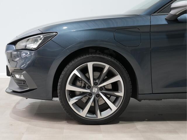Seat LEON Sportstourer 1.5 TSI 204pk e-Hybrid FR Business DSG / Navigatie / Camera / Apple Carplay