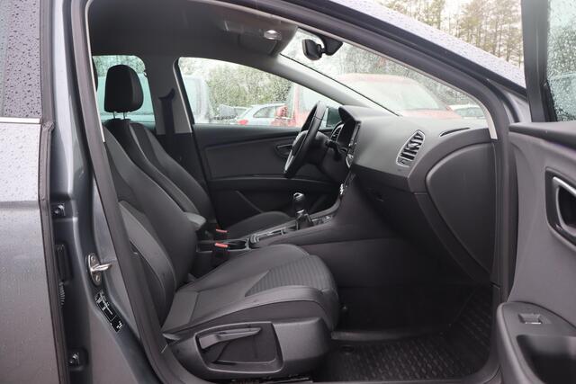 Seat LEON 1.4 EcoTSI Xcellence | CarPlay | Navigatie | Camera | Cruise control | Clima