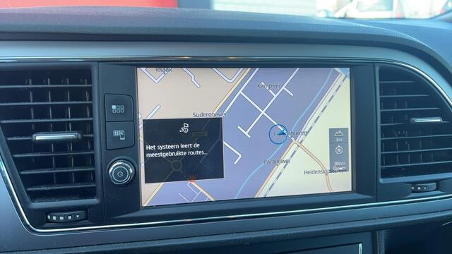 Seat LEON ST 1.0 EcoTSI Style Business Intense AUTOMAAT / FULL LED / KEYLESS / CARPLAY / NAVI / CLIMA / PDC / NL-AUTO