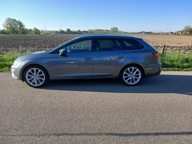 Seat LEON ST 1.4 TSI (150pk) FR + Panoramadak + alcantara bekled. + Beats audio + 18 inch etc.